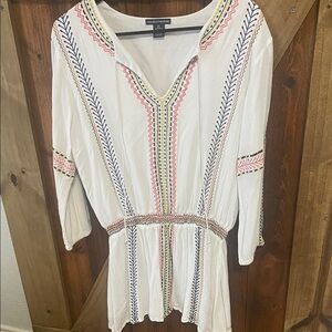 Chelsea & Theodore White Tunic with Colorful Embroidery and cinched on waist